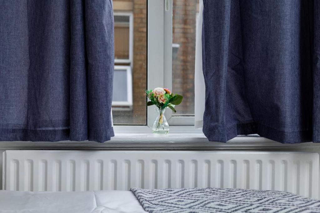 Spacious City Centre 2 Bedroom Apartment - Lt Apartment Leicester Eksteriør billede